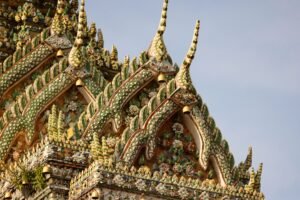 Thailand temple and beach travel guide 2026